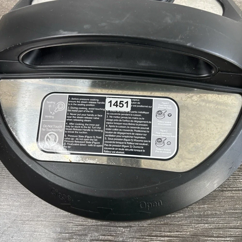 Instant Pot IP-DUO60 V3 6 qt Pressure Cooker Replacement Part Lid With Gasket